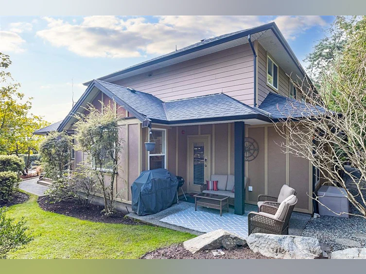 4-15 Helmcken Road, View Royal, BC, V8Z 7Z7 - 2