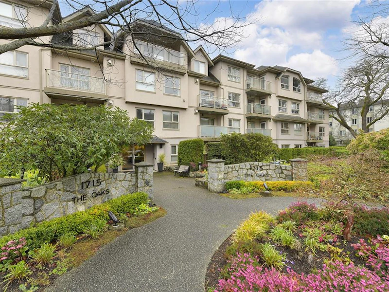 406 - 1715 Richmond Avenue, Victoria BC V8R 4P9