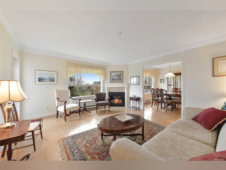 406-1715 Richmond Avenue, Victoria, BC, V8R 4P9 - 2
