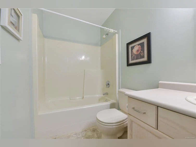 406-1715 Richmond Avenue, Victoria, BC, V8R 4P9 - 21