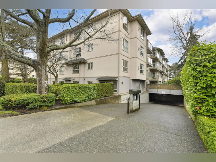 406-1715 Richmond Avenue, Victoria, BC, V8R 4P9 - 33