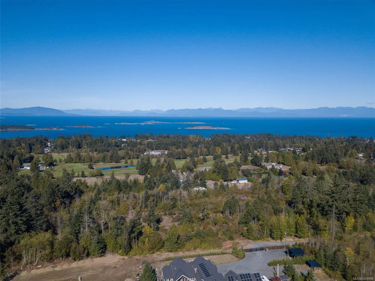 7555 Fernmar Road, Nanaimo, BC, V0R 2H0 - 16