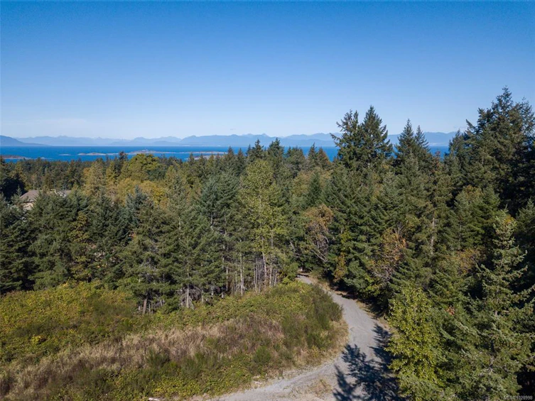 7555 Fernmar Road, Nanaimo, BC, V0R 2H0 - 8