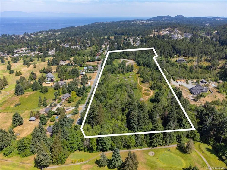 7555 Fernmar Road, Nanaimo, BC, V0R 2H0 - 14