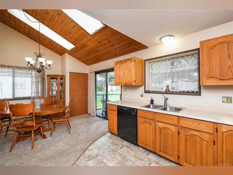 61 Salsbury Road, Courtenay, BC, V9N 9L6 - 36