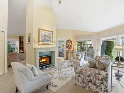 817 Lakes Boulevard - 5