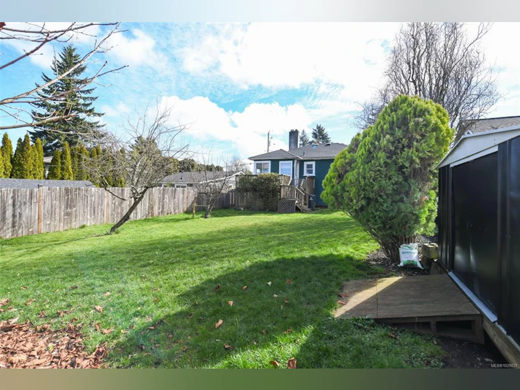 655 11th Street, Courtenay, BC, V9N 1S9 - 23
