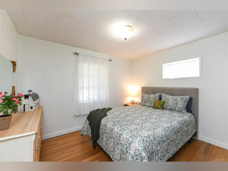 655 11th Street, Courtenay, BC, V9N 1S9 - 11