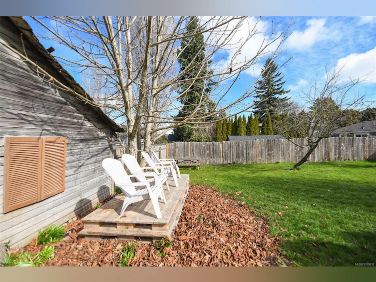 655 11th Street, Courtenay, BC, V9N 1S9 - 24