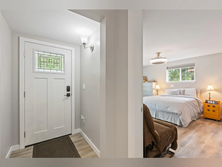 3671 Thomson Road, Courtenay, BC, V9N 9T5 - 3