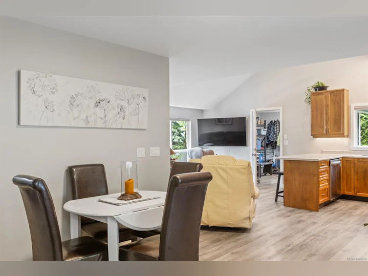 3671 Thomson Road, Courtenay, BC, V9N 9T5 - 34