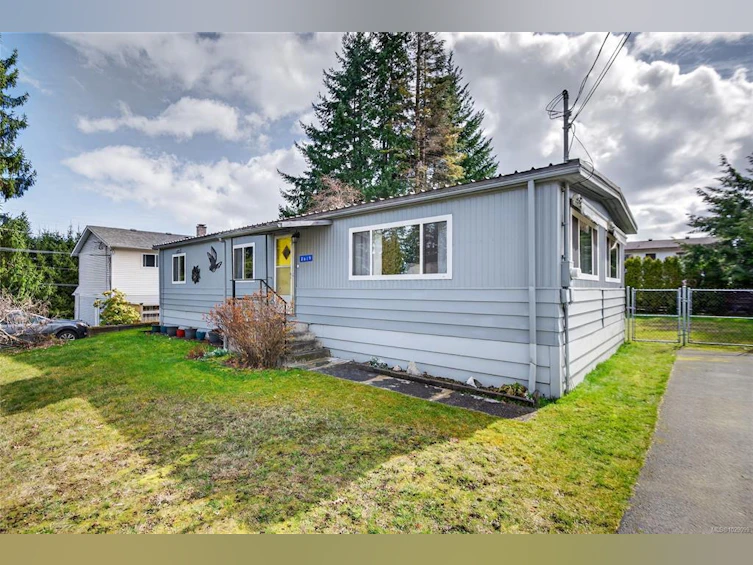 2619 Ulverston Avenue, Cumberland, BC, V0R 1S0 - 2