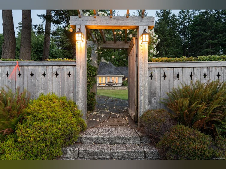382 Judges Row, Qualicum Beach, BC, V9K 1G6 - 82