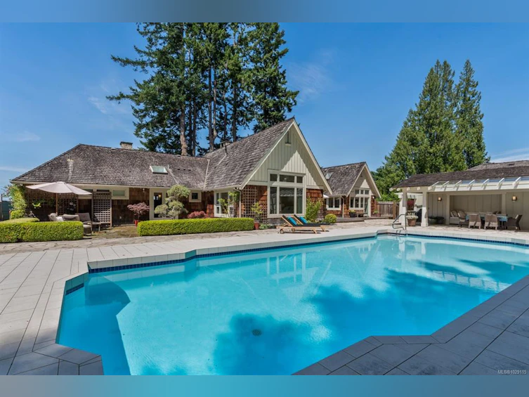 382 Judges Row, Qualicum Beach, BC, V9K 1G6 - 48