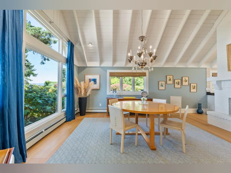 382 Judges Row, Qualicum Beach, BC, V9K 1G6 - 32