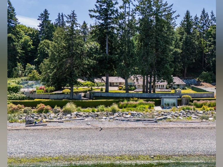 382 Judges Row, Qualicum Beach, BC, V9K 1G6 - 2