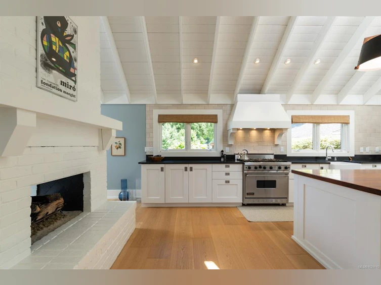 382 Judges Row, Qualicum Beach, BC, V9K 1G6 - 26