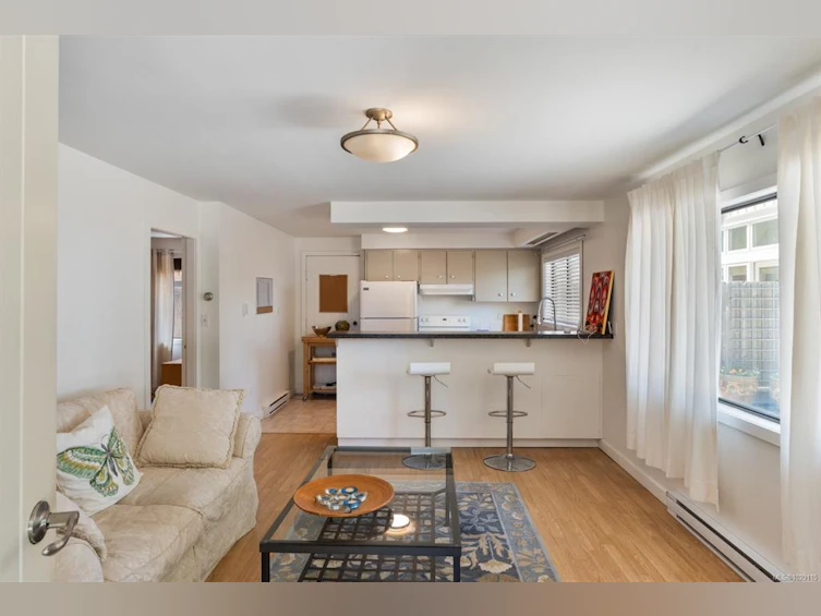 382 Judges Row, Qualicum Beach, BC, V9K 1G6 - 58