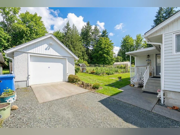 3820 South Oyster School Road, Saltair, BC, V9G 1Z5 - 16