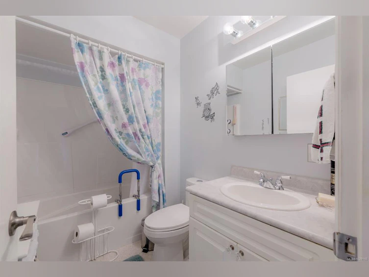 3820 South Oyster School Road, Saltair, BC, V9G 1Z5 - 9