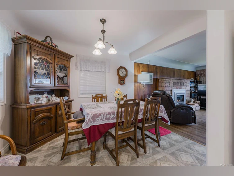 3820 South Oyster School Road, Saltair, BC, V9G 1Z5 - 5