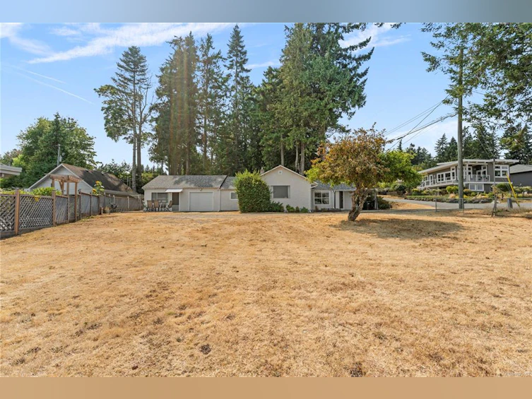 35 Bowser Road, Bowser/Deep Bay, BC, V0R 1G0 - 52