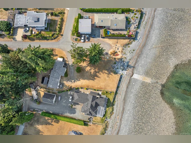 35 Bowser Road, Bowser/Deep Bay, BC, V0R 1G0 - 74