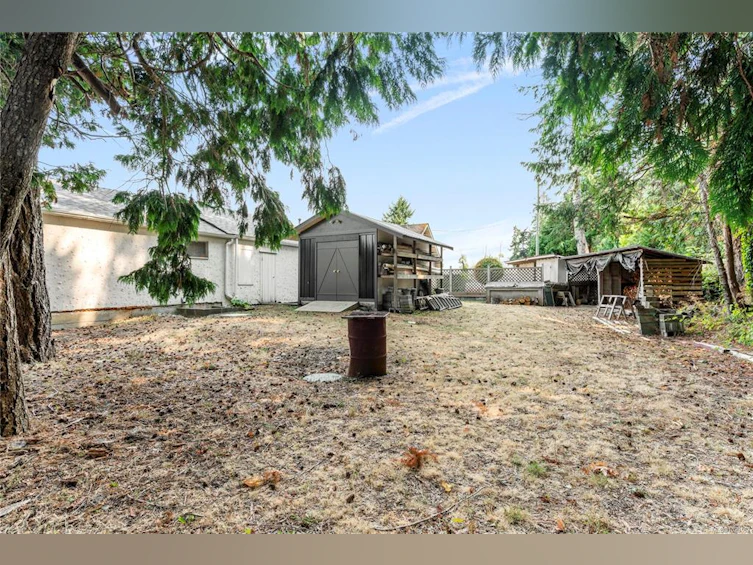 35 Bowser Road, Bowser/Deep Bay, BC, V0R 1G0 - 48
