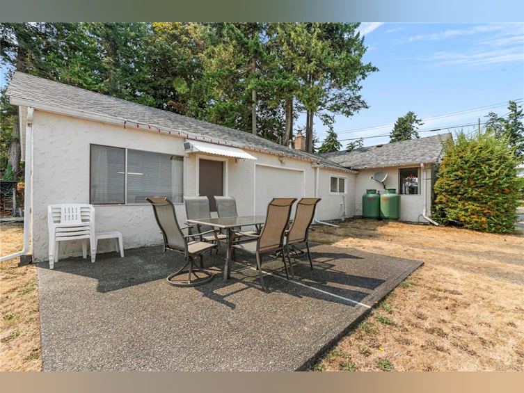 35 Bowser Road, Bowser/Deep Bay, BC, V0R 1G0 - 58