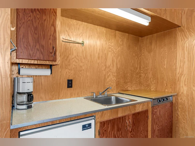 35 Bowser Road, Bowser/Deep Bay, BC, V0R 1G0 - 39