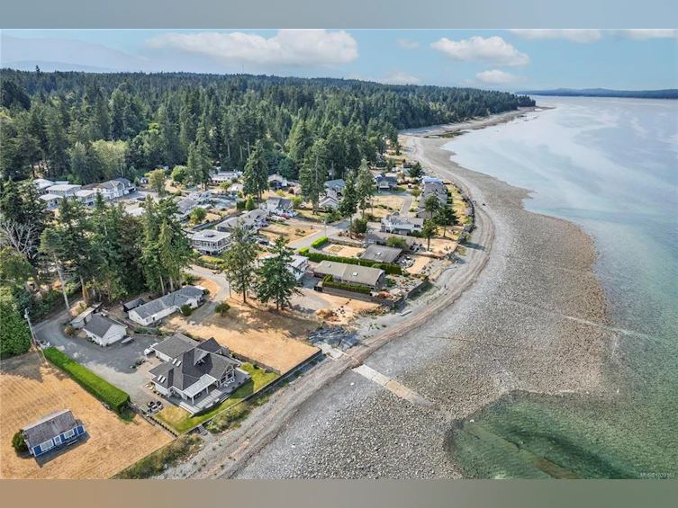 35 Bowser Road, Bowser/Deep Bay, BC, V0R 1G0 - 66