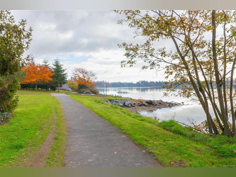 Lot N W Burnside Road, Saanich, BC, V8Z 1N4 - 15