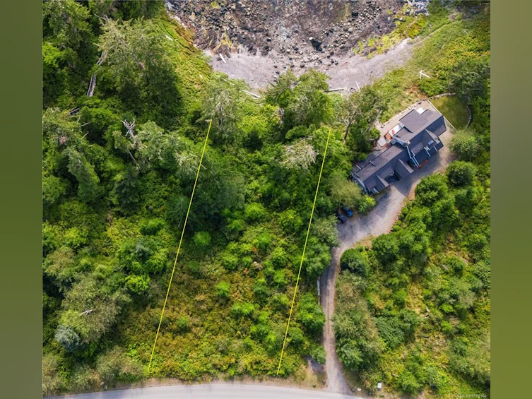 518 Marine Drive, Ucluelet, BC, V0R 3A0