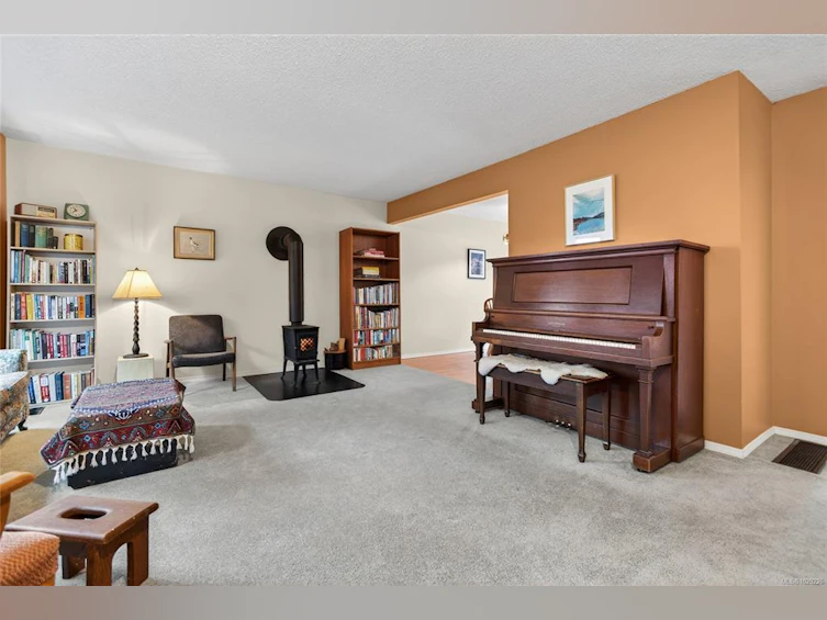 1516 Balsam Avenue, Comox, BC, V9M 2P2 - 7
