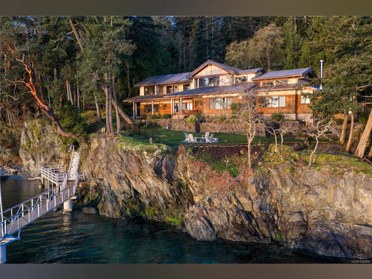 250 Holmes Road, Salt Spring Island, BC, V8K 1T6 - 2