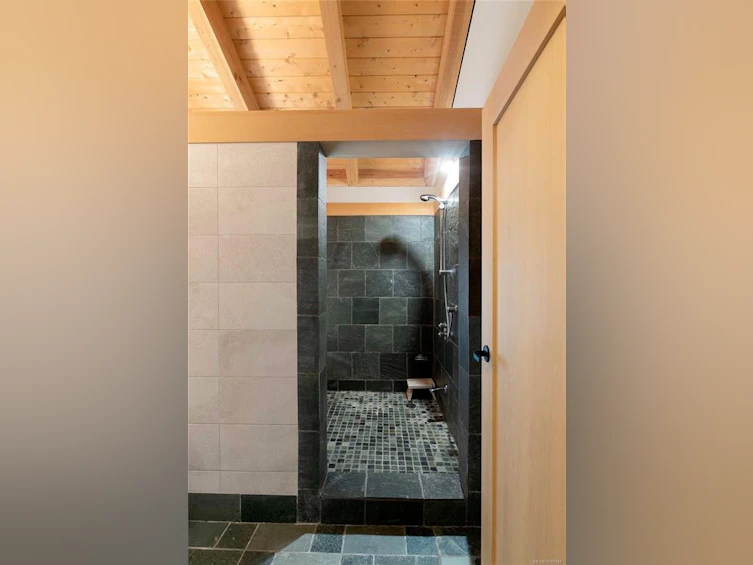 250 Holmes Road, Salt Spring Island, BC, V8K 1T6 - 34