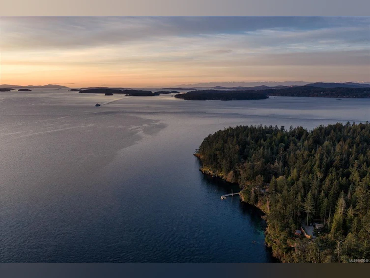 250 Holmes Road, Salt Spring Island, BC, V8K 1T6 - 10