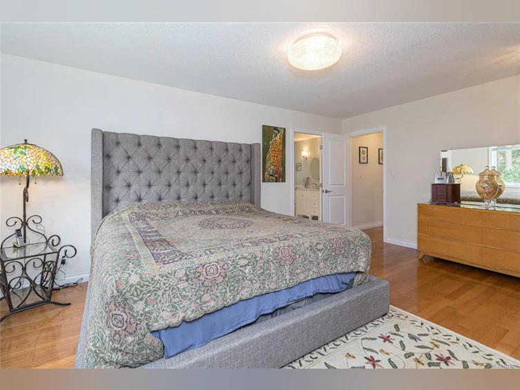 4243 Maimie Place, Saanich, BC, V8N 5T4 - 22