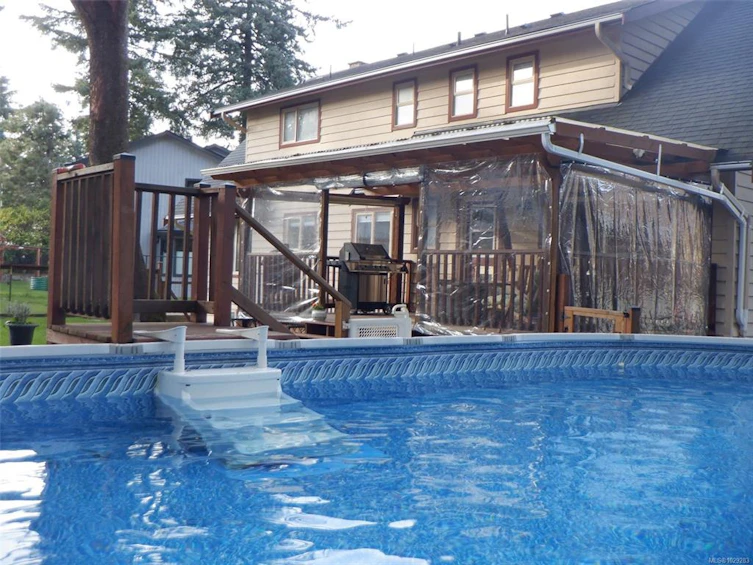 4243 Maimie Place, Saanich, BC, V8N 5T4 - 51