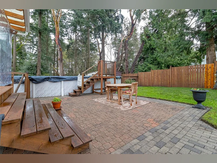 4243 Maimie Place, Saanich, BC, V8N 5T4 - 45