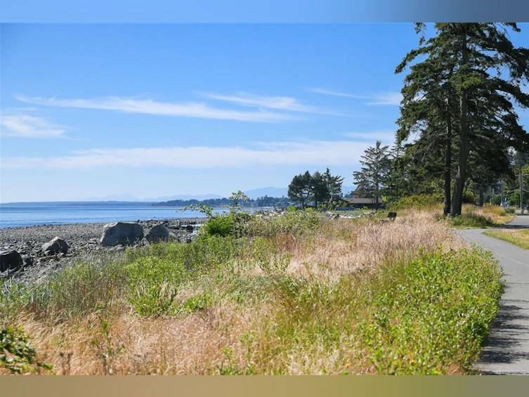 302-536 Island Highway, Campbell River, BC, V9W 1A5 - 32