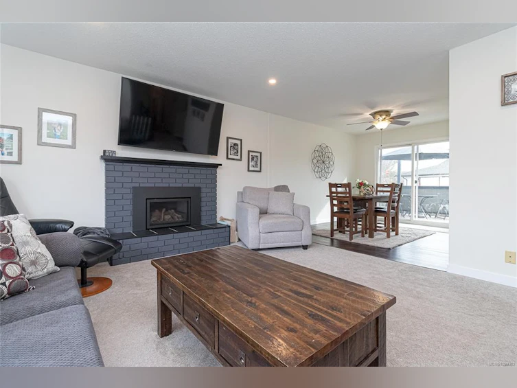 10015 Simkin Place, Sidney, BC, V8L 3N5 - 6