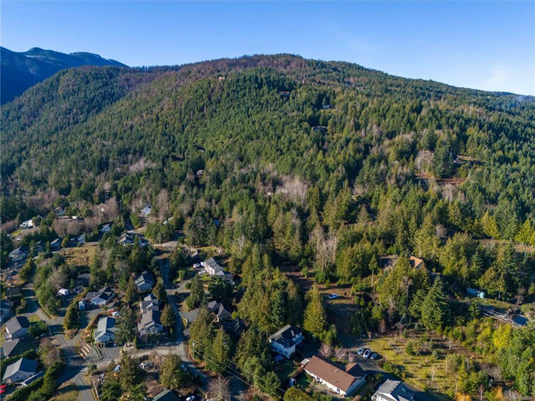 1747 Dar's Place, Qualicum Beach, BC, V9K 2S3 - 63