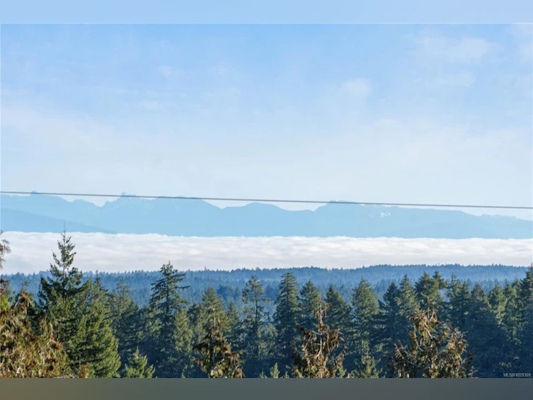 1747 Dar's Place, Qualicum Beach, BC, V9K 2S3 - 42