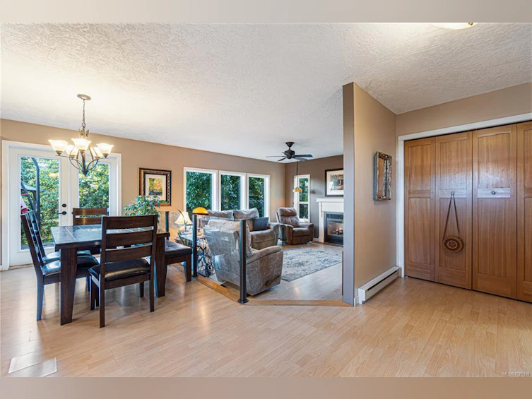 1747 Dar's Place, Qualicum Beach, BC, V9K 2S3 - 19