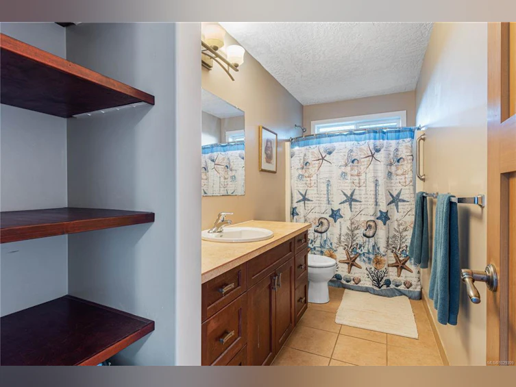 1747 Dar's Place, Qualicum Beach, BC, V9K 2S3 - 33