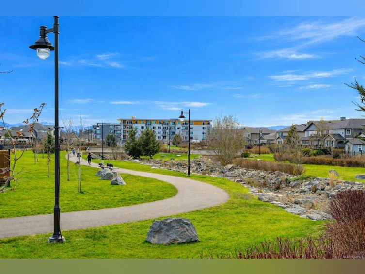 4-350 Latoria Boulevard, Colwood, BC, V9C 0M9 - 31