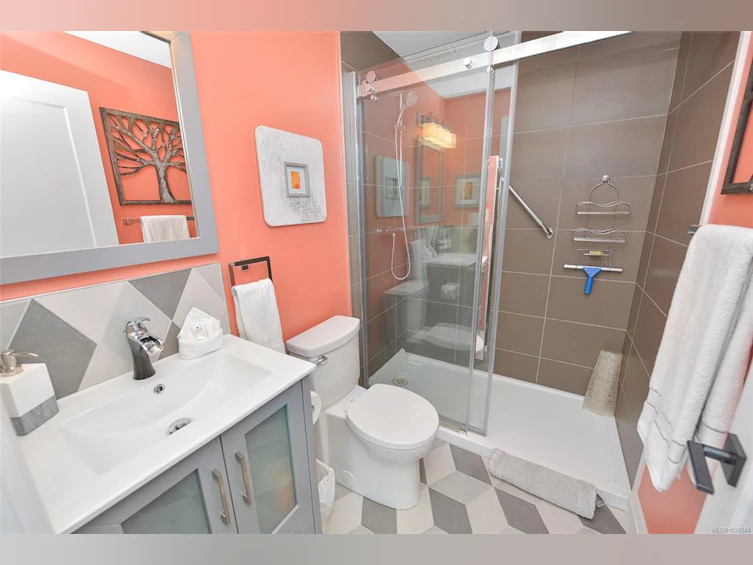 2-630 Seaforth Street, Victoria, BC, V9A 3R7 - 37
