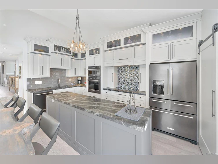2-630 Seaforth Street, Victoria, BC, V9A 3R7 - 7