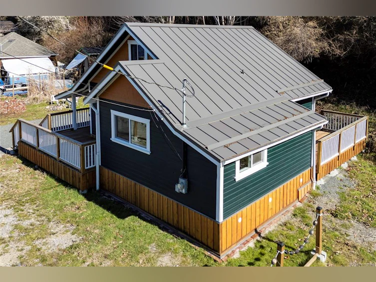 683 Green Road, Quadra Island, BC, V0P 1N0 - 35